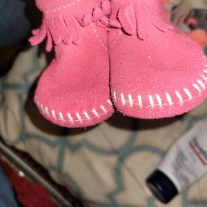 Baby girl moccasins